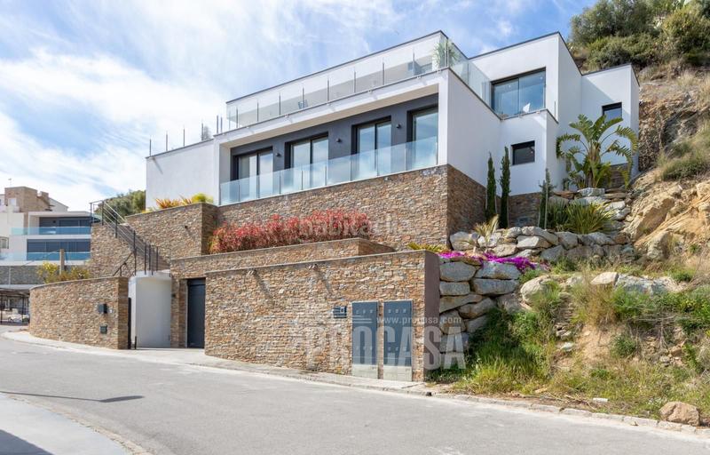 Foto 63f2eee9-adaf-493a-9953-7ab2dfc57cd0. Chalet mit heizung parking pool in Puig Rom-Canyelles-Almadrava Roses