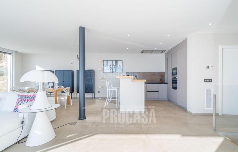 Foto 98e32998-28c0-429a-9187-e3f962695f35. Chalet mit heizung parking pool in Puig Rom-Canyelles-Almadrava Roses