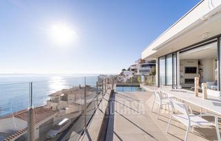 Xalet  Cl de joan margarit. Espléndida casa con espectaculares vistas al mar