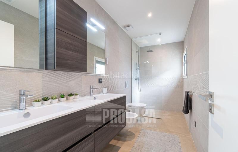 Foto f3ba0c97-337f-4f63-b529-2114a41614e4. Chalet mit heizung parking pool in Puig Rom-Canyelles-Almadrava Roses