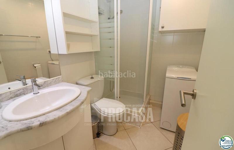 Foto f394d785-60f9-4d2e-a2b5-ae15f50ba836. Piso encantador apartamento en venta con vistas al canal en Empuriabrava