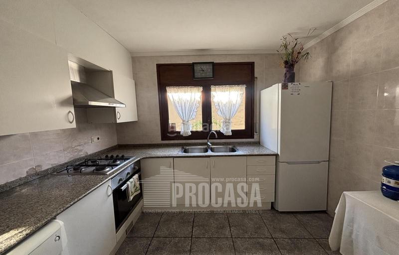 Foto 2269de38-5f9e-4c75-b03d-df3c9263b77e. Chalet casa en el corazón de palausaverdera en Palau-saverdera