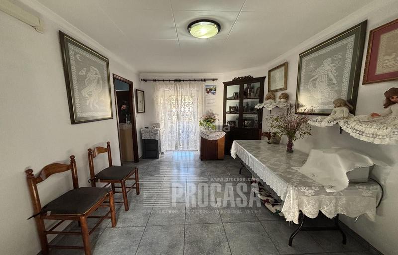 Foto 80a9abe1-cbd4-405e-8eed-b710c7f283f7. Chalet casa en el corazón de palausaverdera en Palau-saverdera