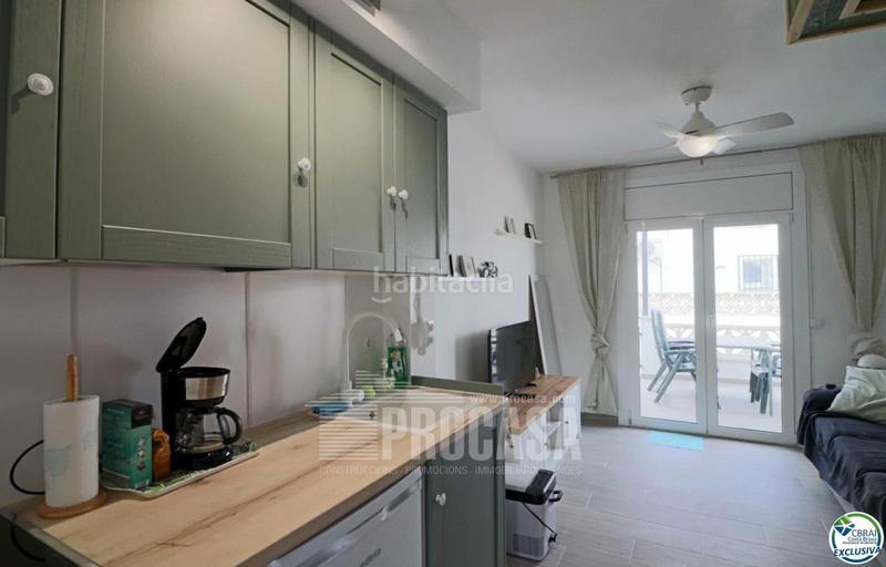 Foto 98d70f6c-7993-4b85-8d30-b6b027b753f9. Chalet encantadora casa renovada en 2024, en Sant Maurici Empuriabrava