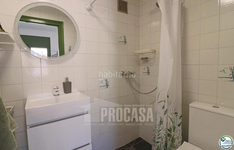 Foto fb3770c1-e9ab-4697-a22c-f3ab5e5b0feb. Chalet encantadora casa renovada en 2024, en Sant Maurici Empuriabrava