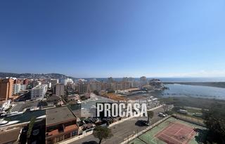 Pis  Ponnet. Estudio con vistas al mar