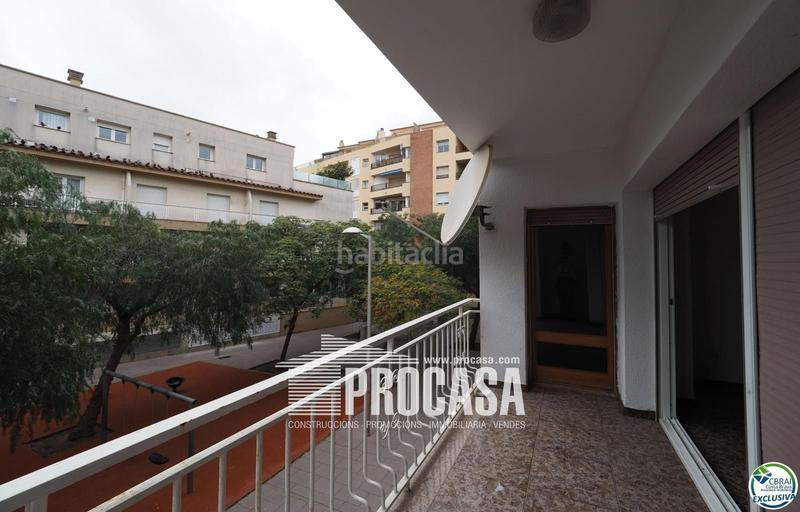 Foto 23a03b3d-c4c6-4081-862c-e15add340251. Piso apartamento amplio céntrico y a 250 m de la playa en Roses