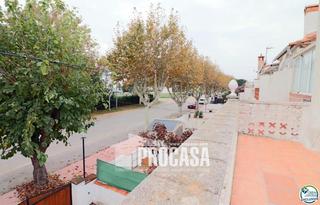Xalet  Biblos. Casa de un dormitorio con amplia terraza i piscina