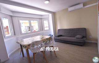 Piso  De rhode. Piso en roses a  30m de la playa y con licencia turística