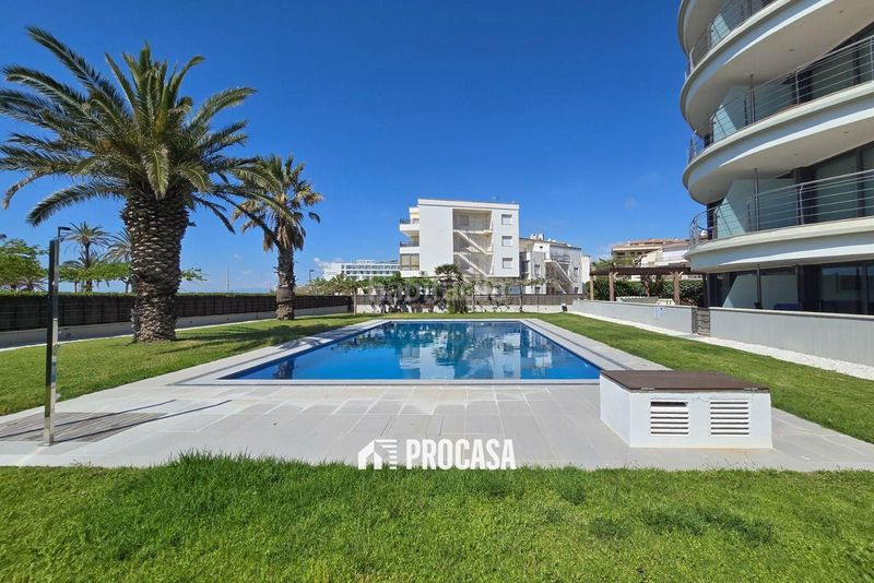 Foto f3b7c53b-f6a3-4796-835a-99003075009a. Pis amb calefacció aparcament piscina a Salatar Roses