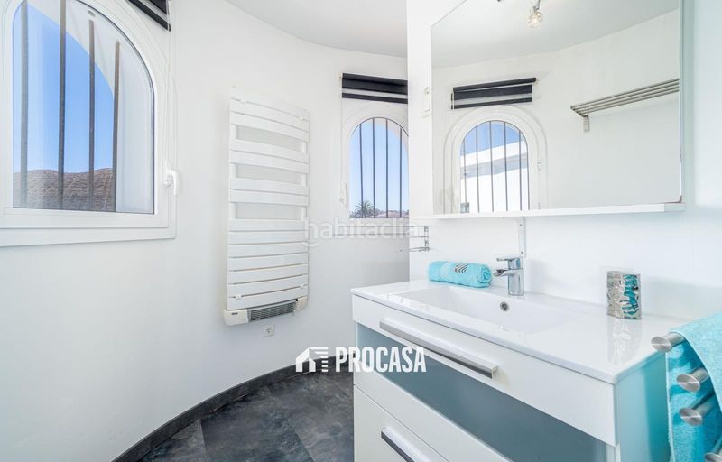 Foto d84e8646-1119-472b-915d-965437a4f4ff. Xalet amb calefacció aparcament piscina a Cap Ras - Creus - Falconera Empuriabrava