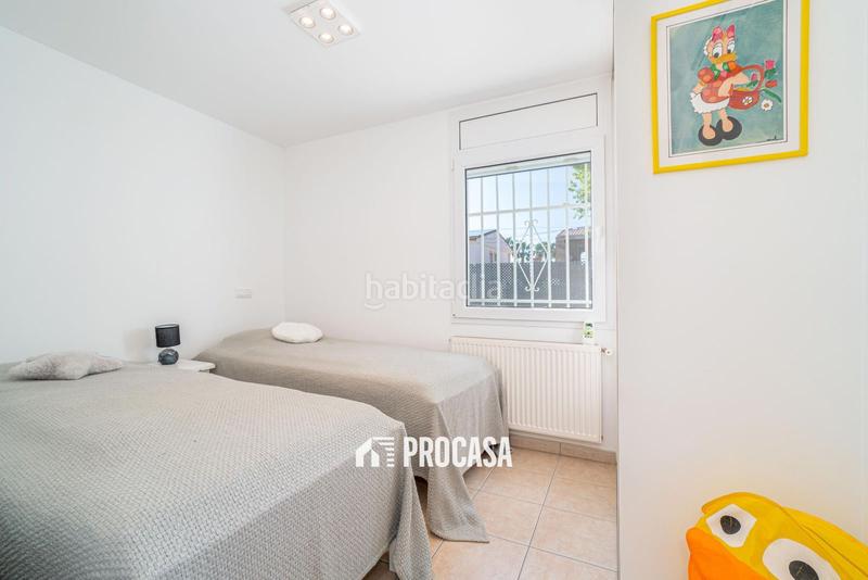 Foto f05ebf50-269c-458a-994e-12d4667c7497. Chalet villa de lujo con amarre privado y piscina tu refugio mediterráneo! en Empuriabrava