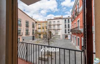 Xalet  Ajuntament. Venta de edifico en el centro de la jonquera