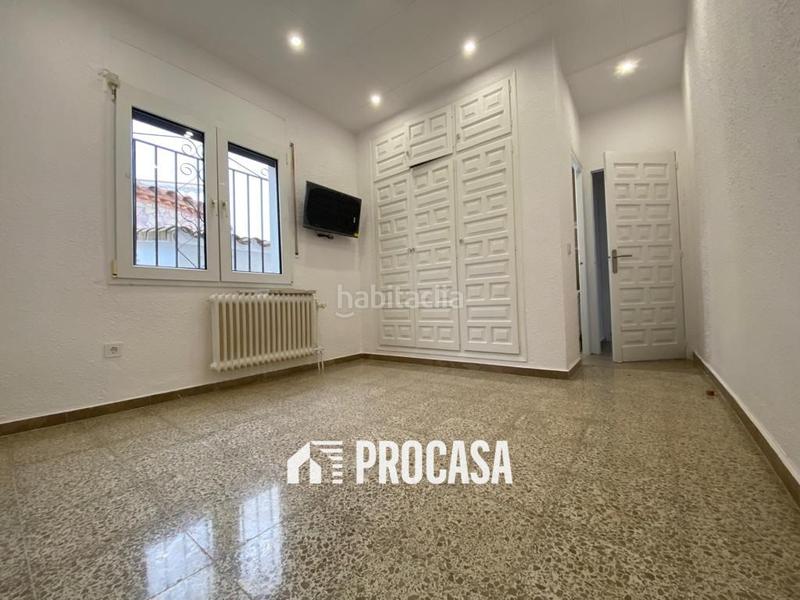 Foto 0f7bcf77-f794-4438-87a0-3ab8a53c62fd. Chalet casa al canal ancho, amarre 24 m, 1079m2 de terreno en Empuriabrava
