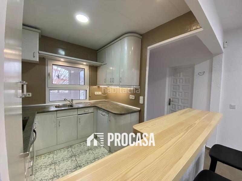 Foto ae5e209d-97d5-422f-8530-ad912c4c5270. Chalet casa al canal ancho, amarre 24 m, 1079m2 de terreno en Empuriabrava