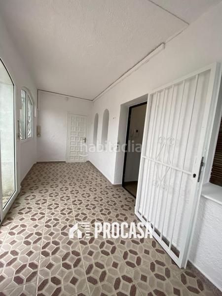 Foto b3678f5c-983e-457a-86a3-9f8fee8adb8c. Chalet casa al canal ancho, amarre 24 m, 1079m2 de terreno en Empuriabrava