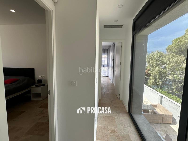 Foto 7fda25af-7065-44ab-960a-4a0ef3ec6dd1. Xalet amb calefacció aparcament piscina a Cap Ras - Creus - Falconera Empuriabrava