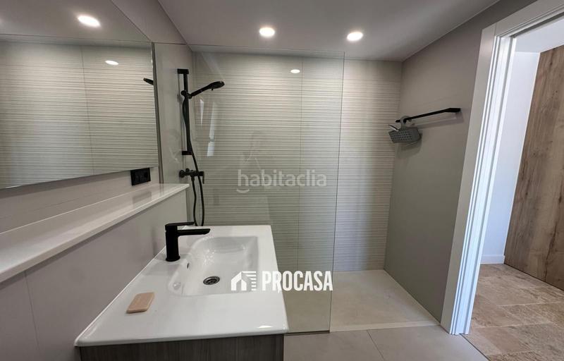 Foto 82b62291-b102-411f-ae8b-8da65c708e84. Xalet amb calefacció aparcament piscina a Cap Ras - Creus - Falconera Empuriabrava