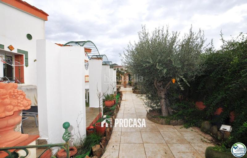 Foto 35a7fdfa-1454-4e85-845c-96cf2884151f. Chalet casa con jardín dos apartamentos en mas bosca, en Roses