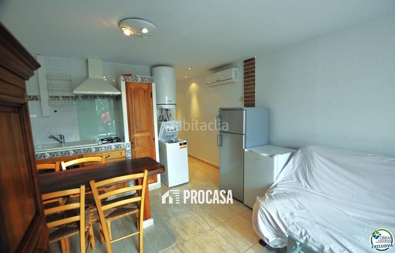 Foto f29b9aba-f232-4323-8637-90f2887cfba3. Chalet casa con jardín dos apartamentos en mas bosca, en Roses