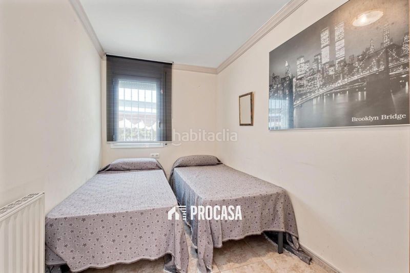 Foto 97a47c08-c592-4717-bef1-962b622612ef. Chalet casa de grandes dimensiones con jardín, terrazas y garaje en la zona del mas nou, en Empuriabrava