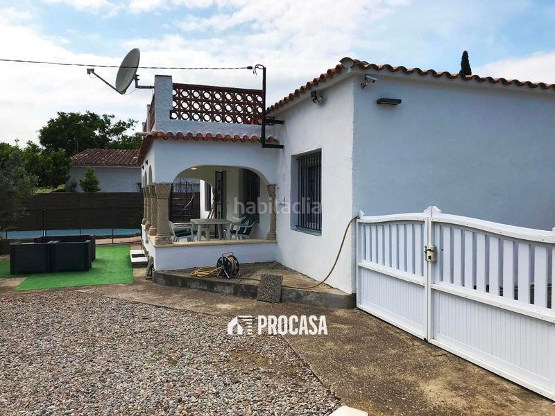 Foto 271e9e0b-2857-4005-a298-7e2809fa6a24. Chalet amplia casa de dos dormitorios en mas boscà, en Roses