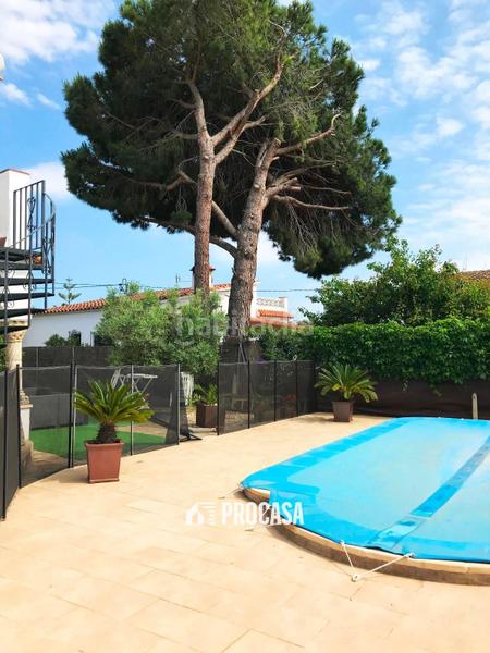 Foto ab78d8e2-2ac4-4e3d-be5a-2a6bd11bb456. Chalet amplia casa de dos dormitorios en mas boscà, en Roses