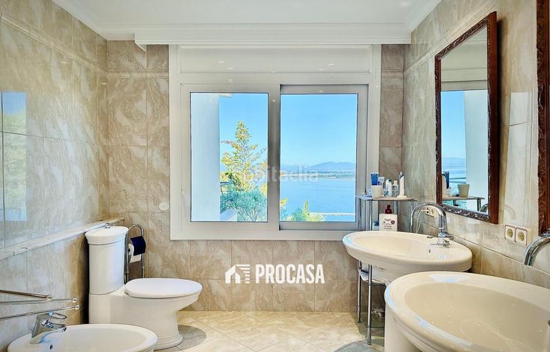 Foto 901dd5f4-2acd-4175-a8c1-e6146967272f. Chalet avec chauffage parking piscine dans Puig Rom-Canyelles-Almadrava Roses