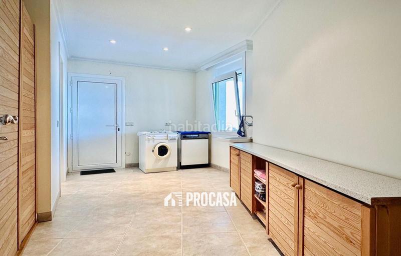 Foto faee1c59-5ea5-42a7-9e35-423a9db3e620. Chalet avec chauffage parking piscine dans Puig Rom-Canyelles-Almadrava Roses