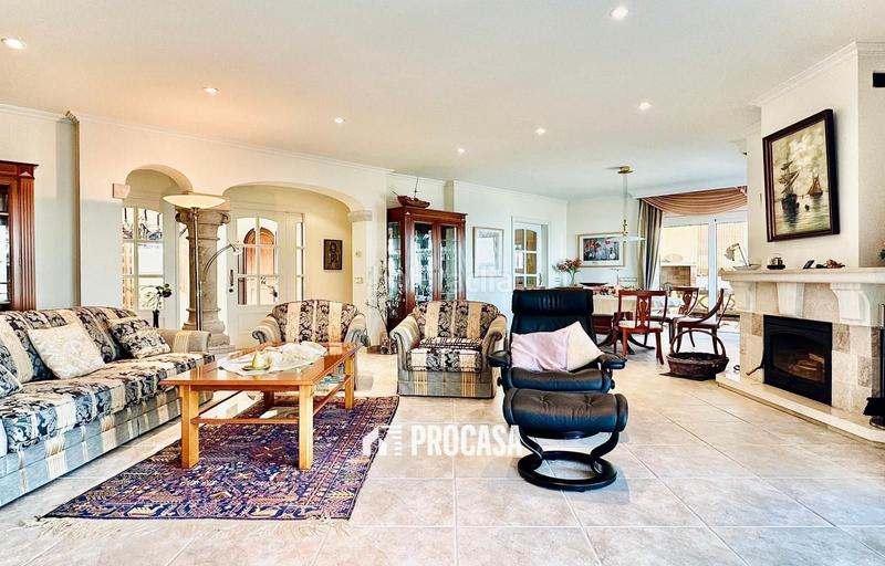 Foto fd508964-efc7-4ca6-a82e-a16aed6c0e9f. Chalet avec chauffage parking piscine dans Puig Rom-Canyelles-Almadrava Roses