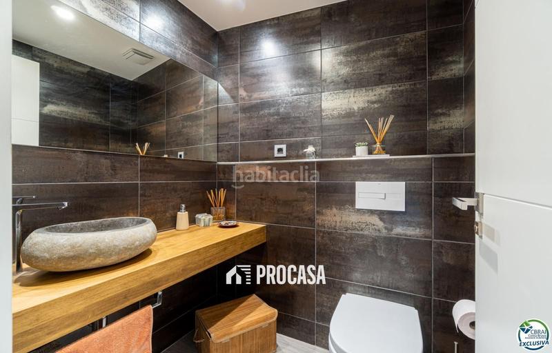 Foto 6278d5ff-8421-41a8-abb2-05d904a0201d. Appartement avec chauffage parking dans Centre Roses