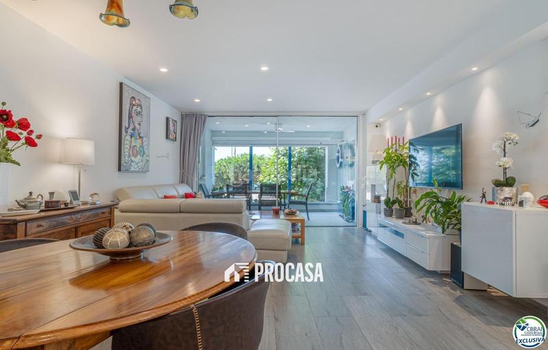 Foto 852ee817-0485-4893-be48-49041dc37bec. Appartement avec chauffage parking dans Centre Roses