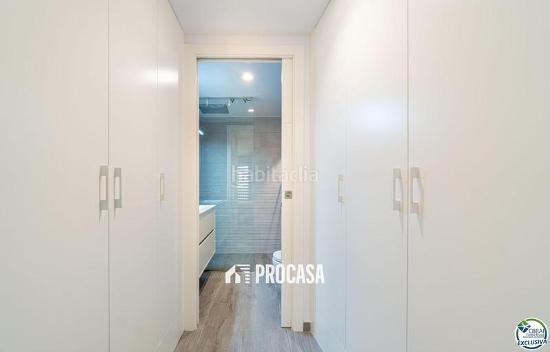 Foto fb907916-6ab4-48dc-a5df-4a32c99dedbe. Appartement avec chauffage parking dans Centre Roses