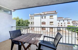 Pis  Puigmal. Apartamento renovado de una habitación en empuriabrava