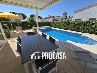 Xalet  Montseny. Casa de una sola planta con licencia turística  sector montseny