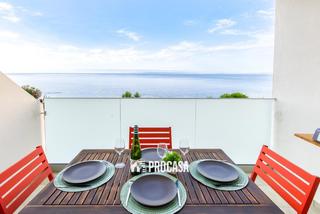 Pis  Canyelles. Apartamento reformado con vistas al mar y licencia turística, ro