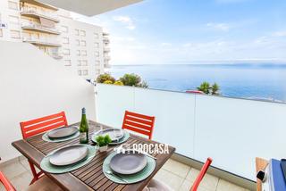 Pis  Canyelles. Apartamento reformado con vistas al mar y licencia turística, ro