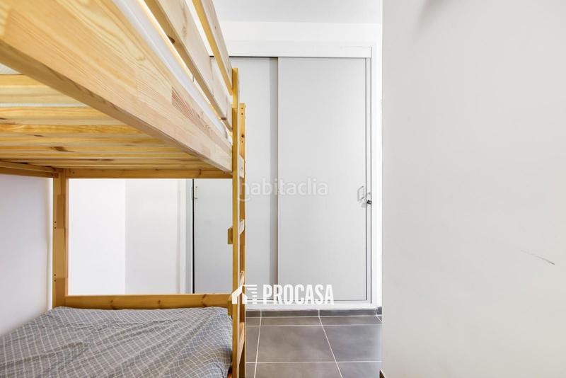 Foto 03212100-79b1-4d4e-aade-da961d858201. Piso apartamento reformado con vistas al mar y licencia turística, en Roses