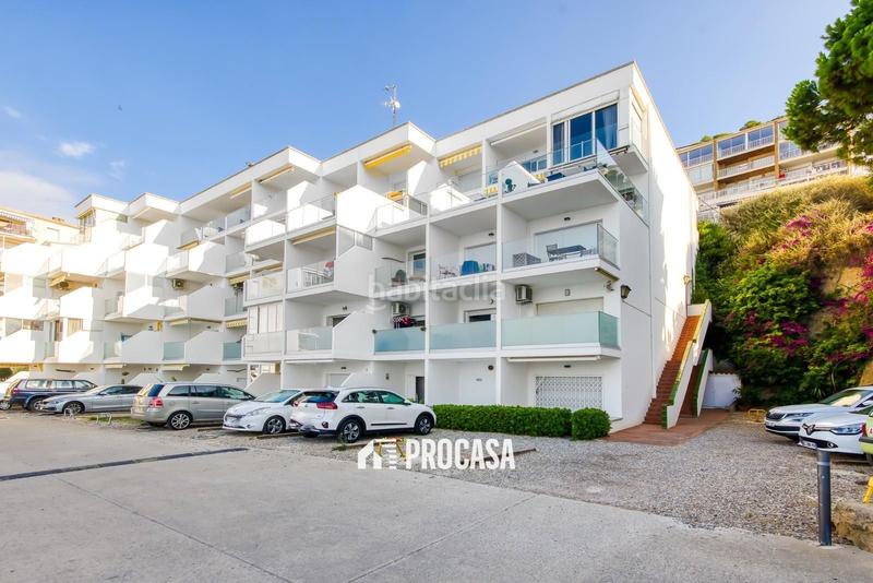 Foto 3534ff55-be84-495d-9f95-2627ab9fe472. Piso apartamento reformado con vistas al mar y licencia turística, en Roses