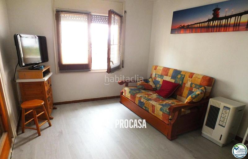 Foto e8774323-c96c-4d5d-ae31-9b0524eeb971. Piso apartamento a pocos metros de la playa situado en santa margarita, en Roses