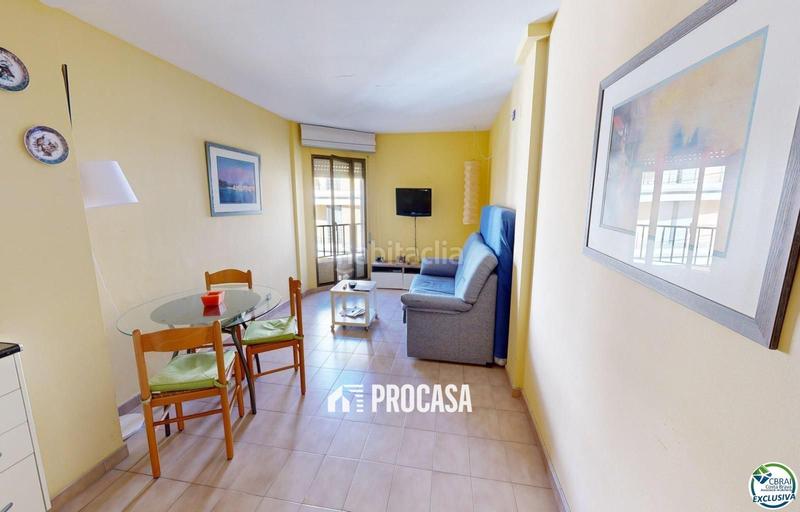 Foto a0589bf4-e5fe-4387-9bac-62550a4673b1. Piso estudio en venta a pocos metros del paseo marítimo en Roses