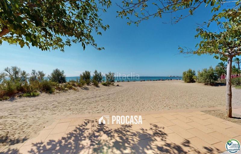 Foto c3a2b9f7-4a04-49c6-83a4-a8267f4f1819. Piso estudio en venta a pocos metros del paseo marítimo en Roses