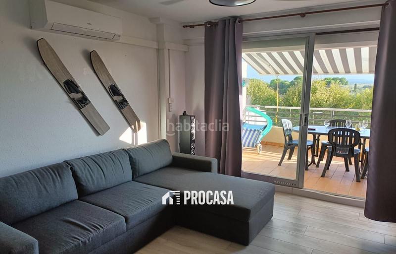 Foto 3d8a55b0-6395-4f87-b1d8-c40995fe9a19. Piso apartamento de ensueño a pocos metros de la playa en Empuriabrava