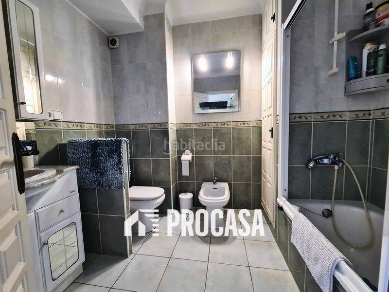 Foto 1908062c-390d-4a73-b551-52fea4735a83. Xalet amb calefacció aparcament piscina a Port Grec - Port Moxó Empuriabrava