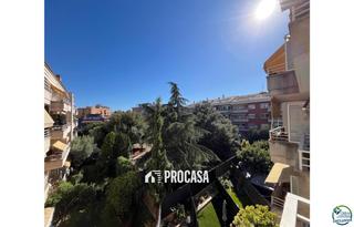 Appartamento  Arquitecte pelei martinez. Piso en una de las mejores zonas ,cendrassos, de figueres con vi