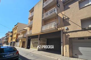 Appartement  San pau. Ático dúplex con parking y trastero en figueres