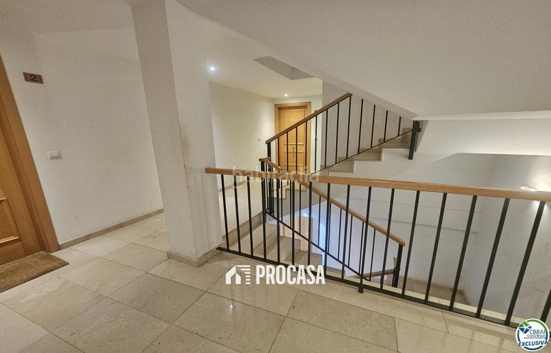 Foto 397f95dc-9bba-4093-b624-f31172a20275. Appartamento con riscaldamento parcheggio terrazza in Empuriabrava