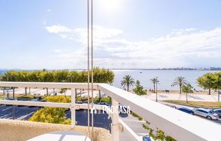 Piso  Rodes. Apartamento único a primera línea de mar, roses