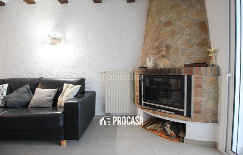 Foto 99cb37d4-9e7a-4125-a1e0-d34f04c7e439. Xalet amb calefacció aparcament piscina a Francolí - Freser - Noguera Empuriabrava