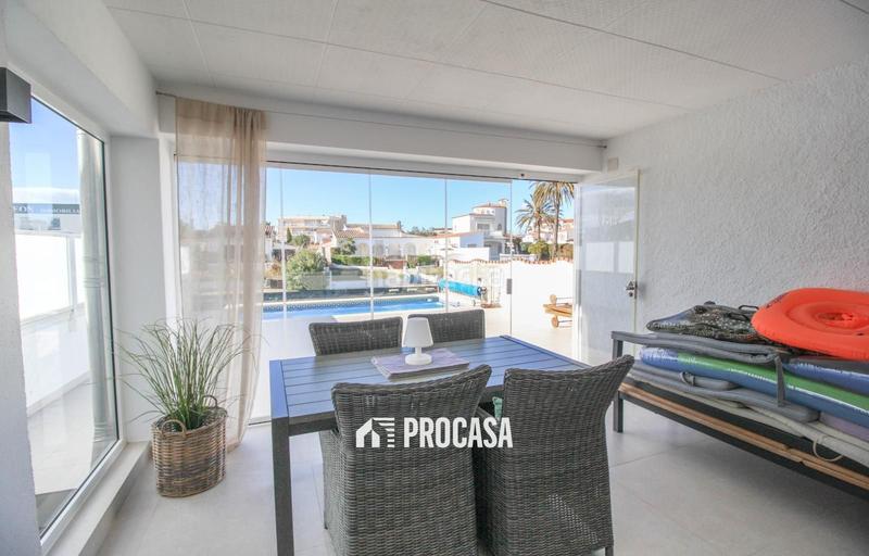 Foto b1e612ce-69fa-438e-b646-518201572b94. Xalet amb calefacció aparcament piscina a Francolí - Freser - Noguera Empuriabrava